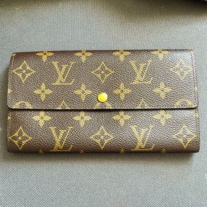 Louis Vuitton Sara Wallet